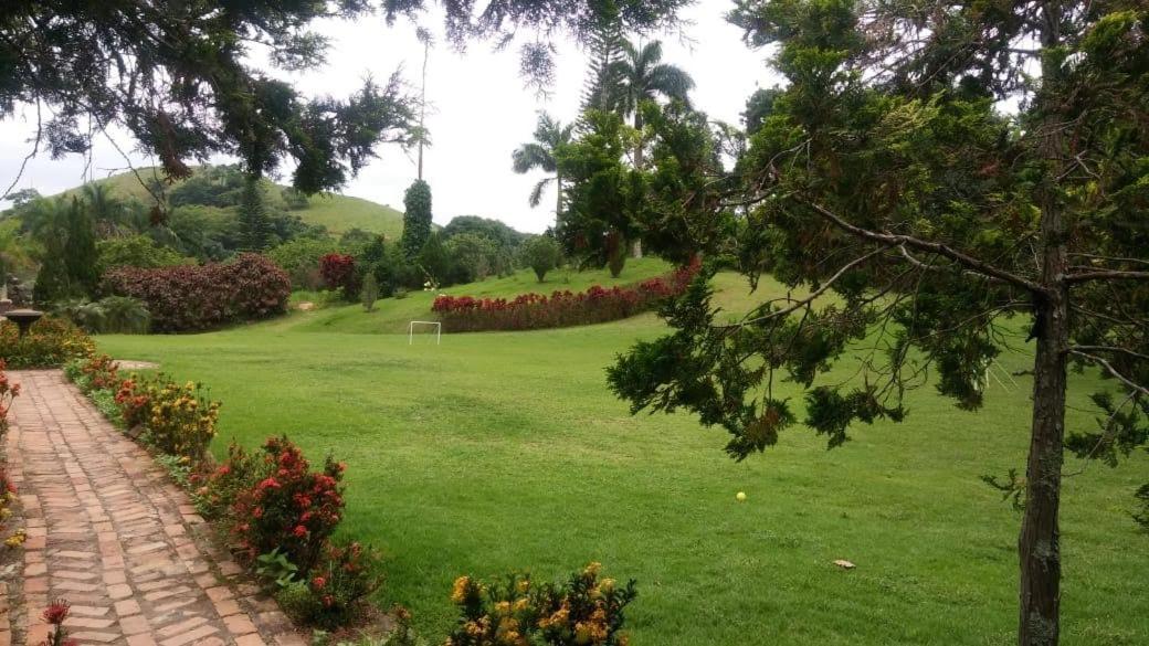 Canto de Roca Turismo e Lazer Mimoso do Sul Exterior foto